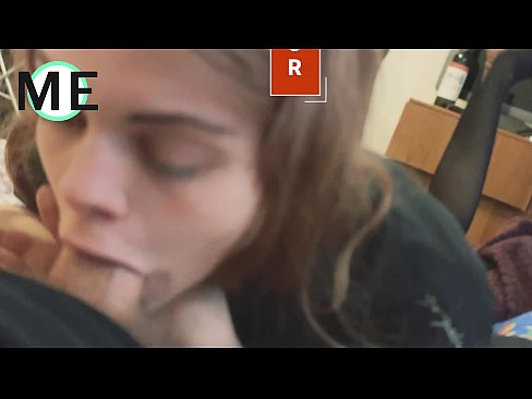 ❤️ זין גרון, גרביונים קרועים ועקבים קרועים נחמד לפגוש ❤ פורנו אצלנו ❌️❤